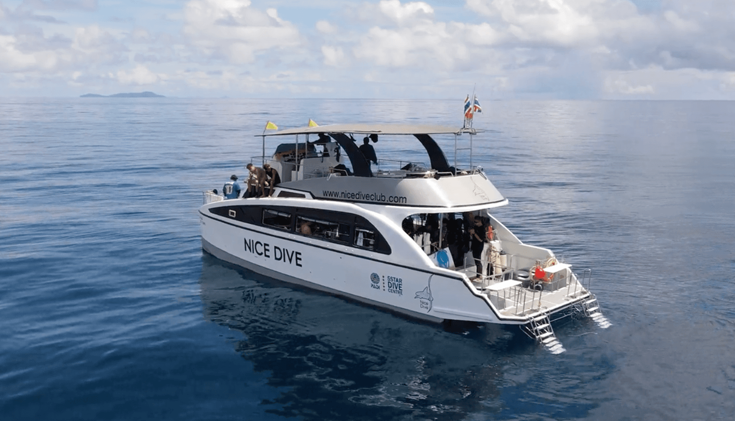 Nice Dive boat gallery 4