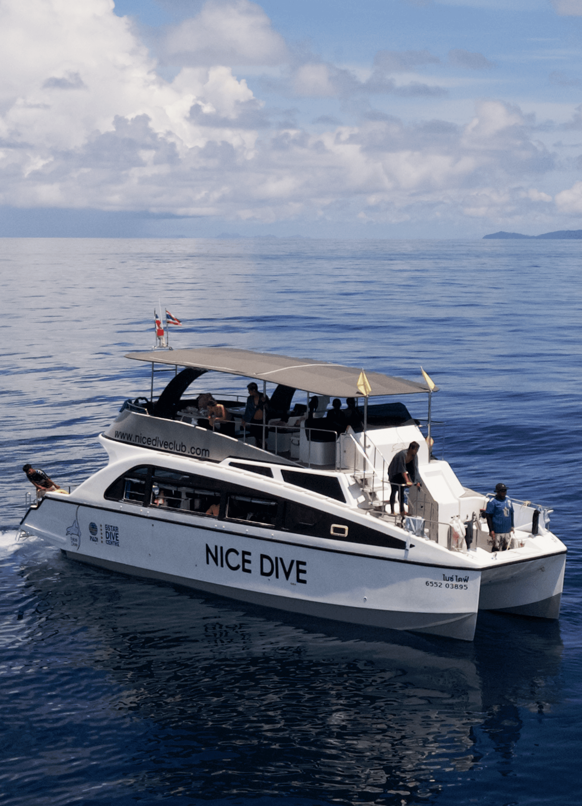 Nice Dive catamaran