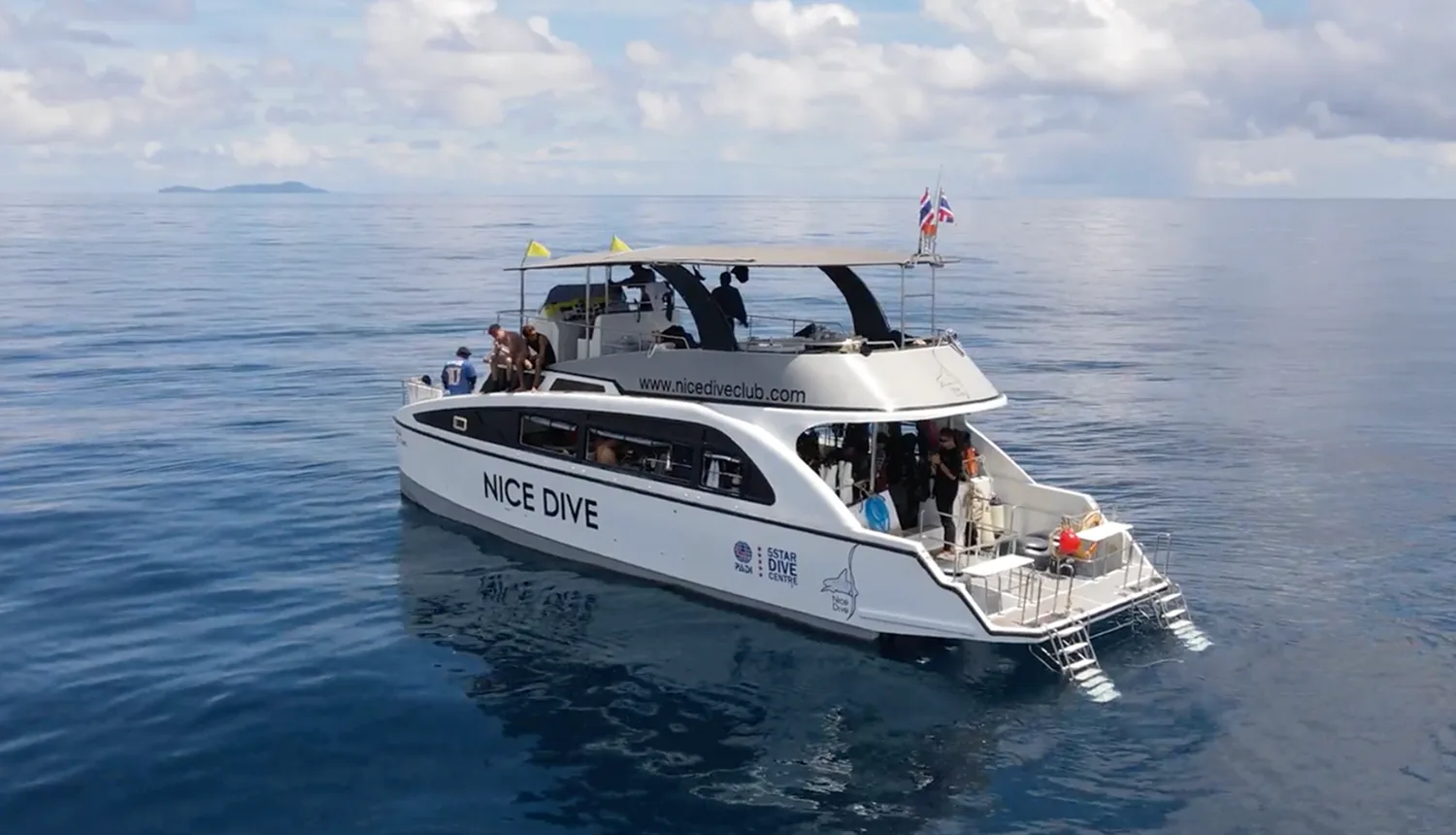 Nice Dive boat gallery 4